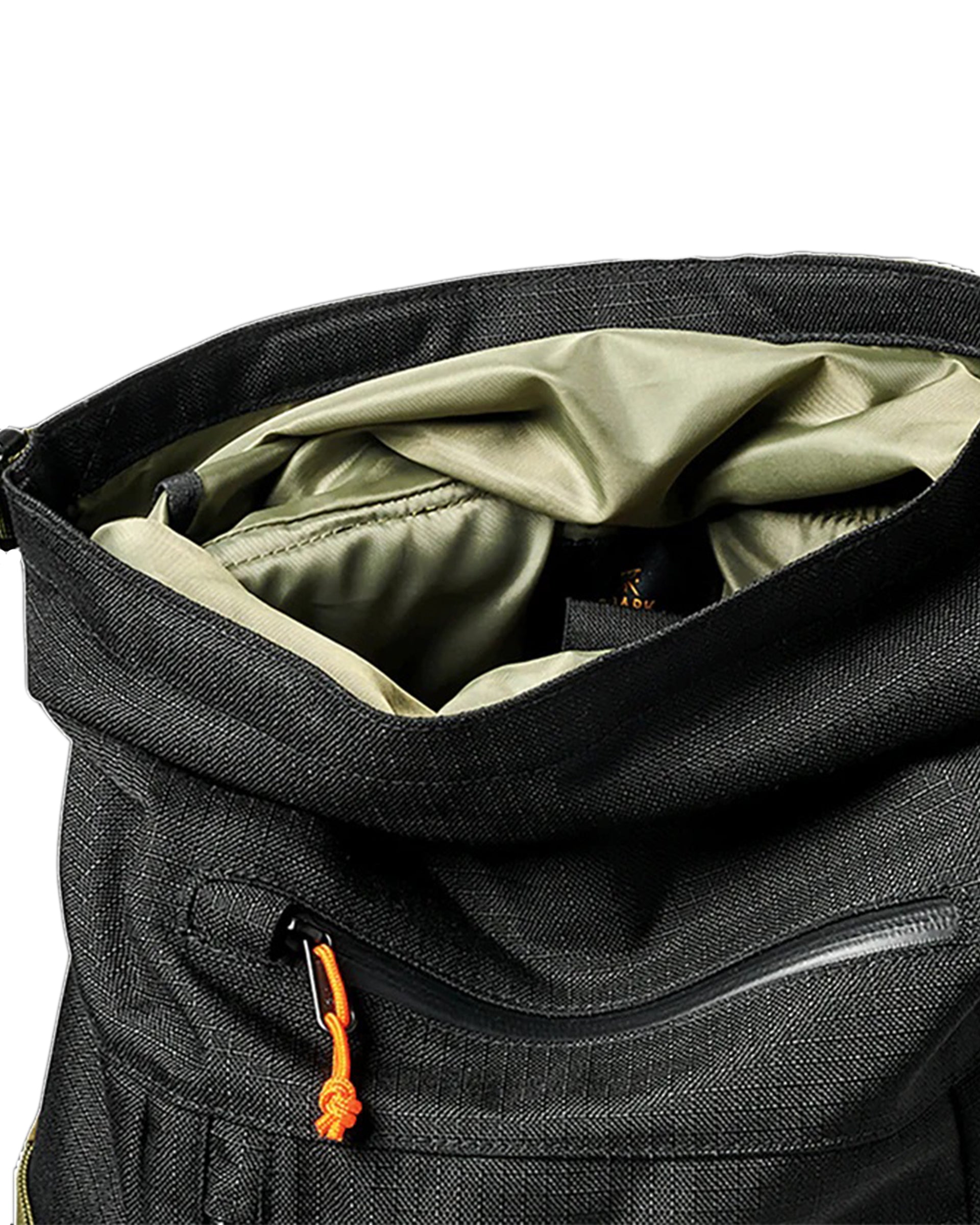 Passenger 27L 2.0 Bag