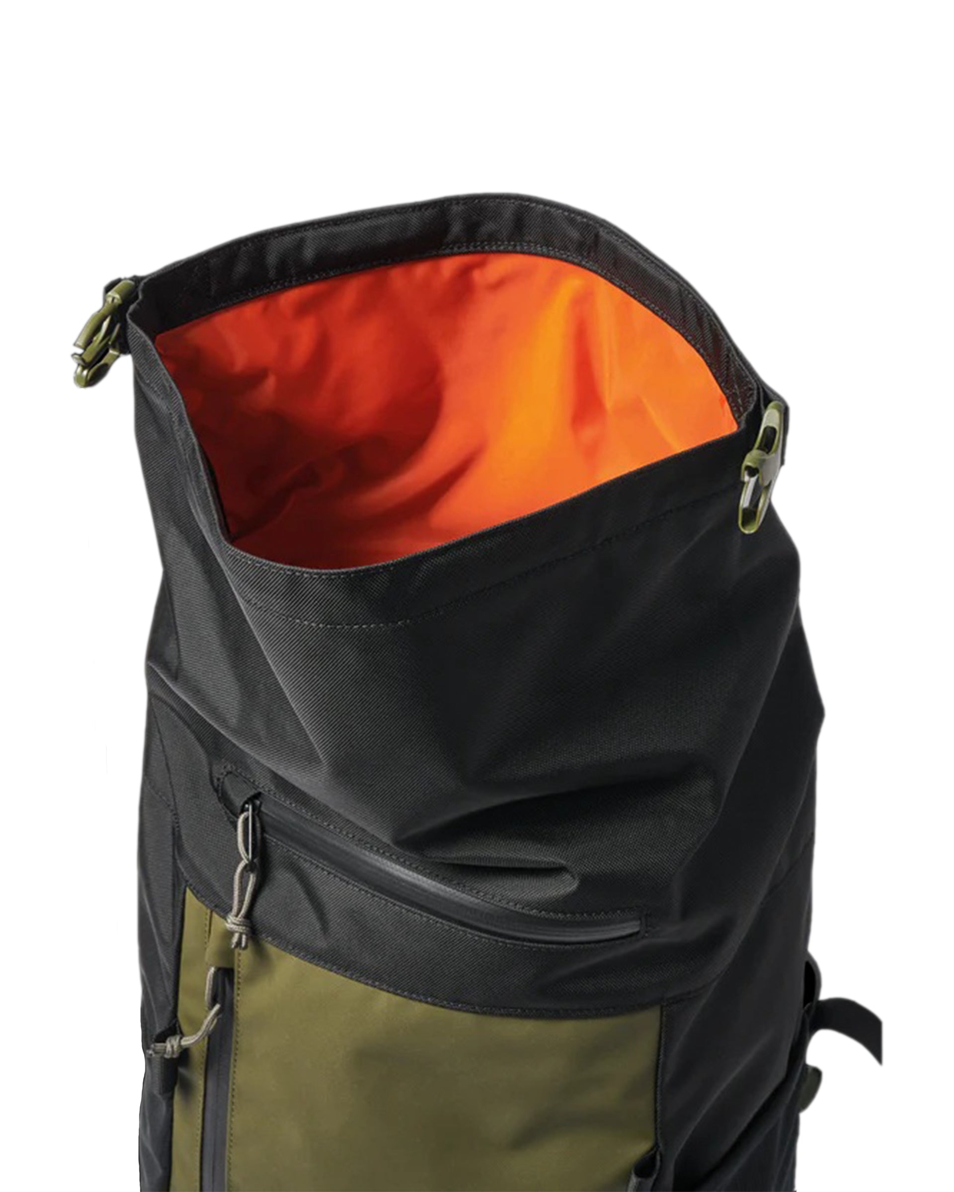 Passenger 27L 2.0 Bag