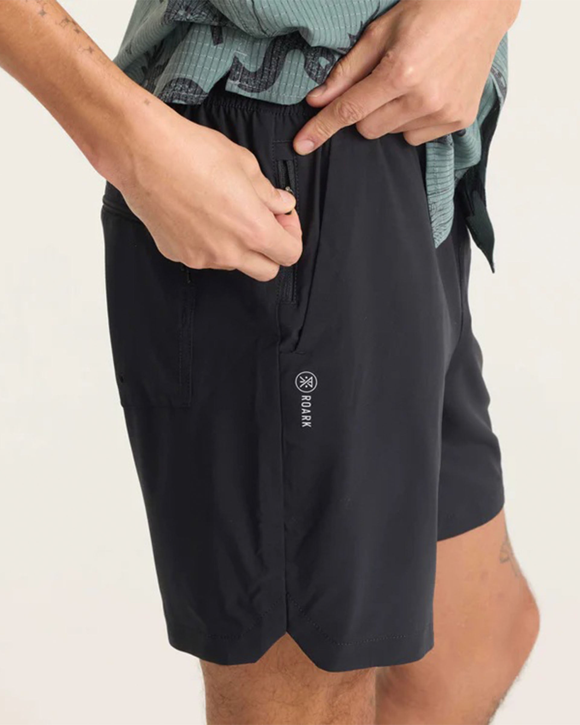 Roark Serrano 7" Shorts