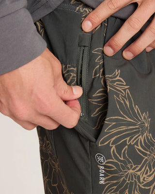 Roark Serrano 7" Shorts - Onyx