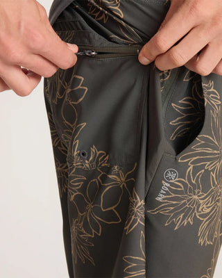 Roark Serrano 7" Shorts - Onyx