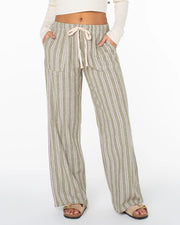 Roxy Women's Lagoon Cargo Pant - Four Leaf Clover