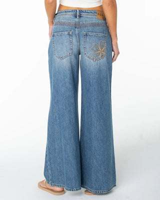 Women's Refuge Retro Pant - Playa Petal Denim Wash