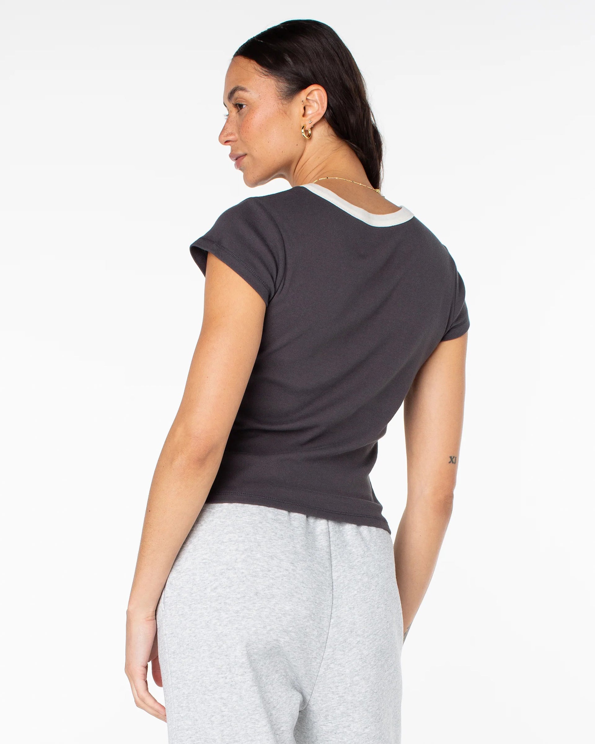 Roxy Women's Saturn Classic 90's Baby Tee - Phantom