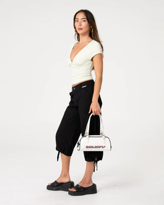 Women's Cameron Low Rise Relaxed Capri Pant - Black