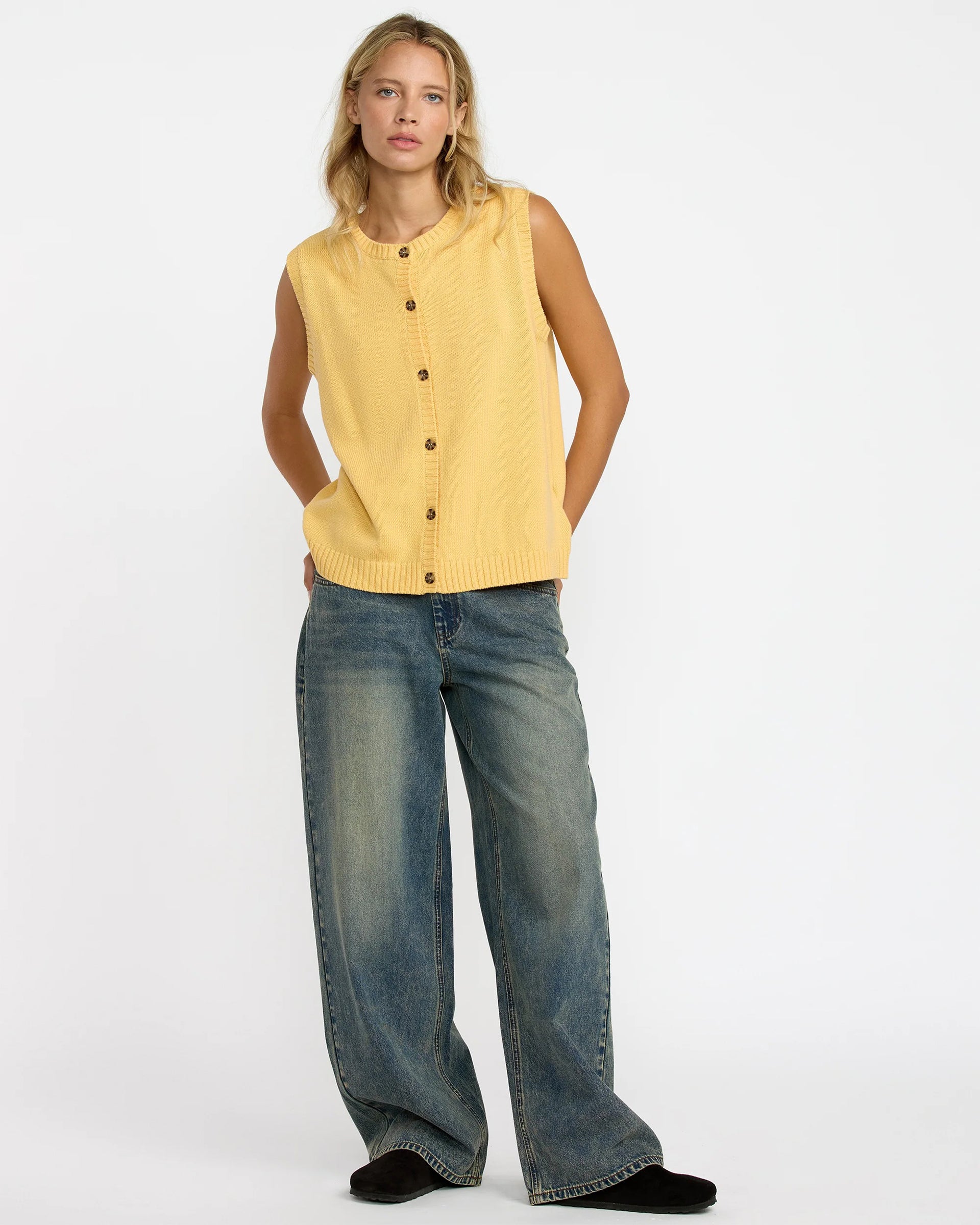 Carrie Sweater Vest - Sanddune