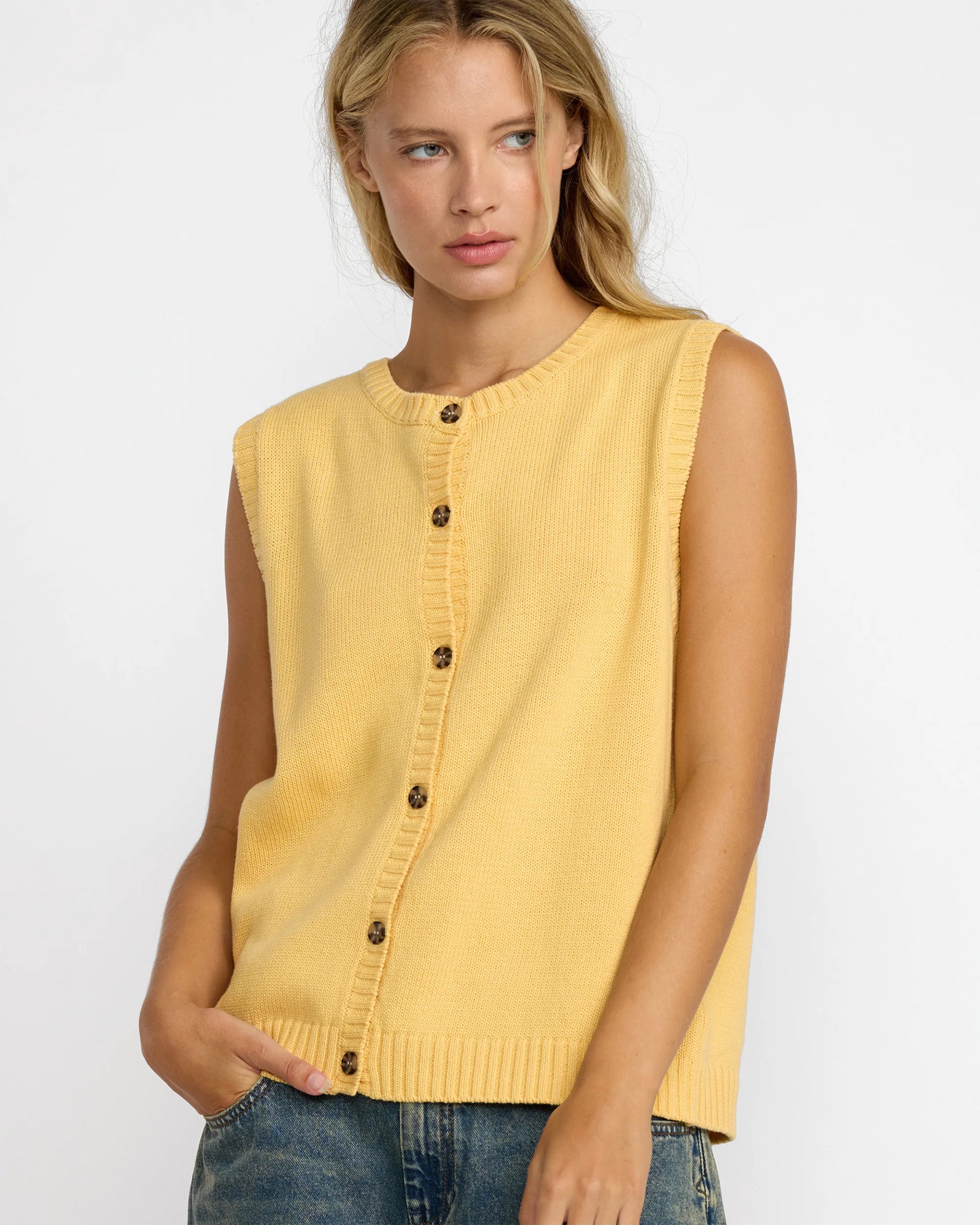 Carrie Sweater Vest - Sanddune