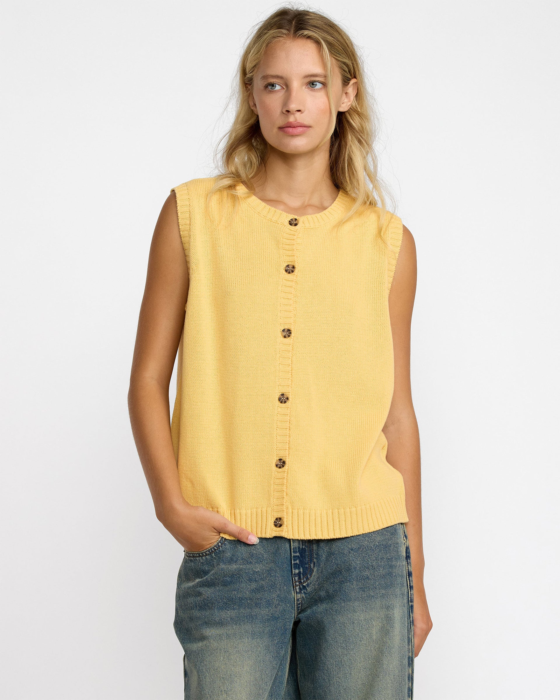 Carrie Sweater Vest - Sanddune