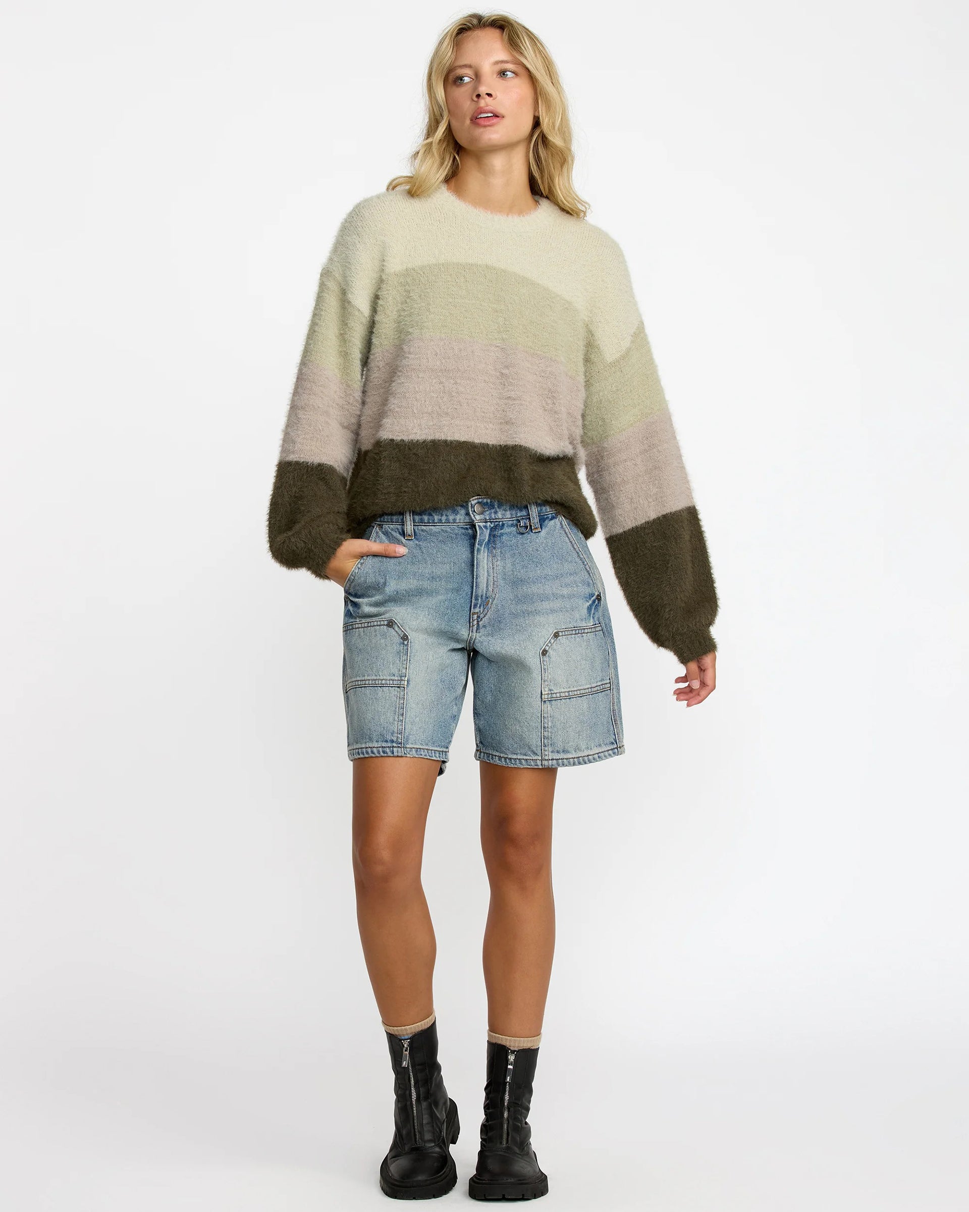 RVCA Women's Chainmail Short II - Light Vintage Indigo