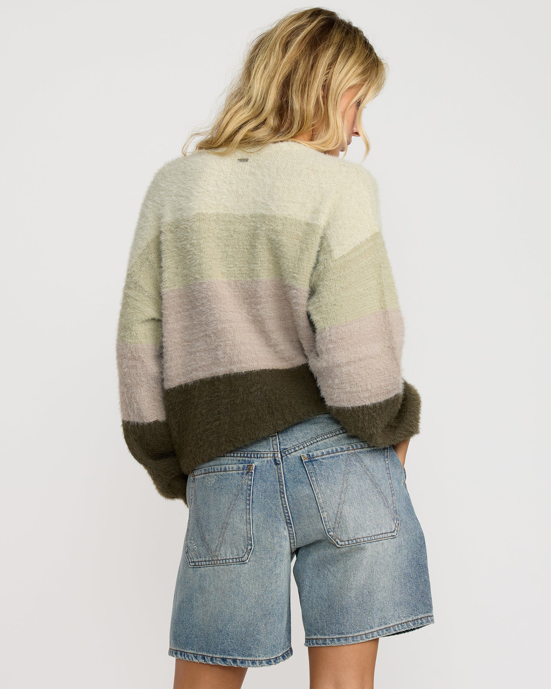 RVCA Women's Chainmail Short II - Light Vintage Indigo