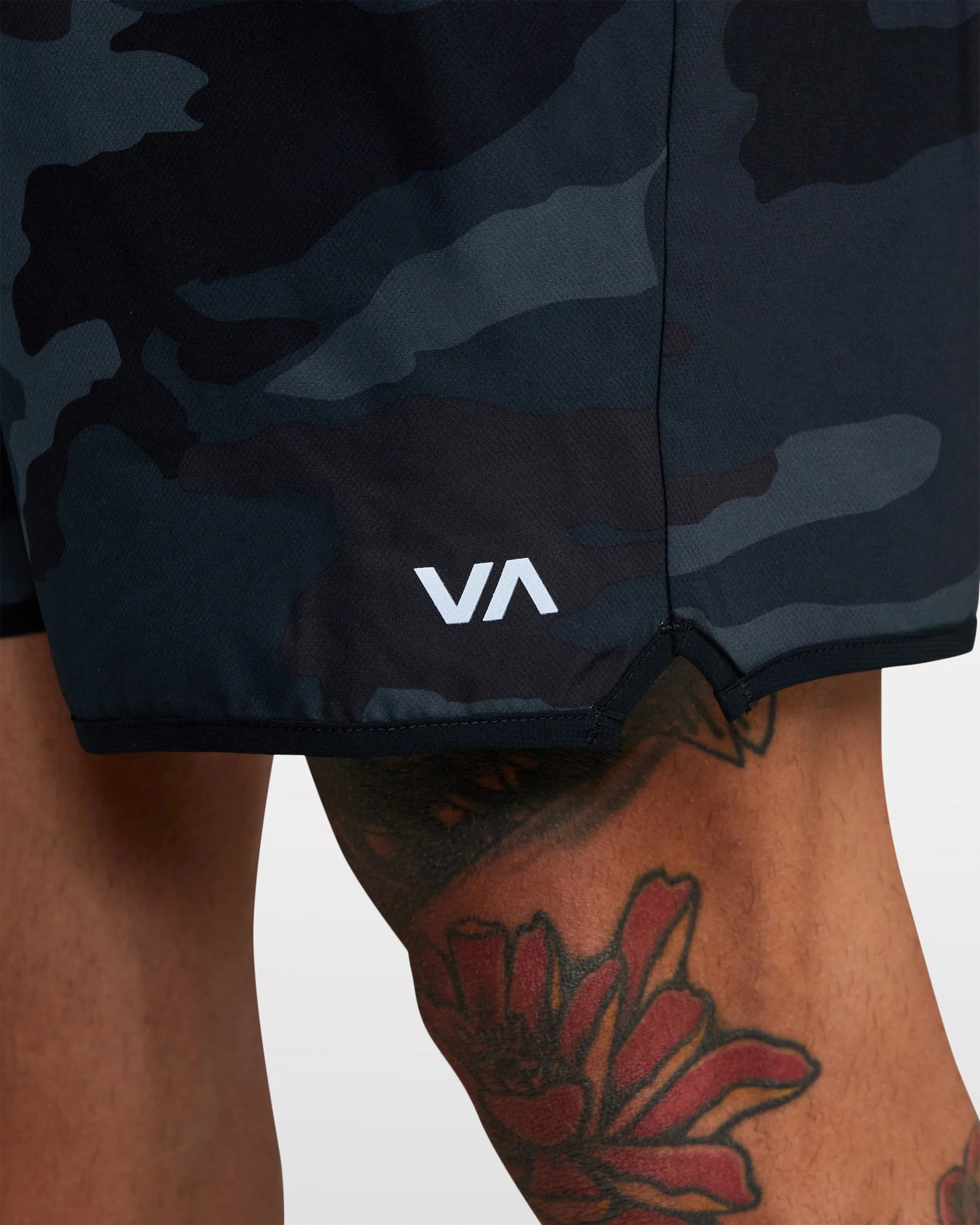 RVCA Yogger Stretch 17" Short - Camo