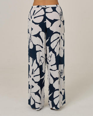 Salty Crew Women's Graphic Bloom Pant