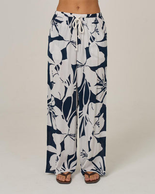 Salty Crew Women's Graphic Bloom Pant