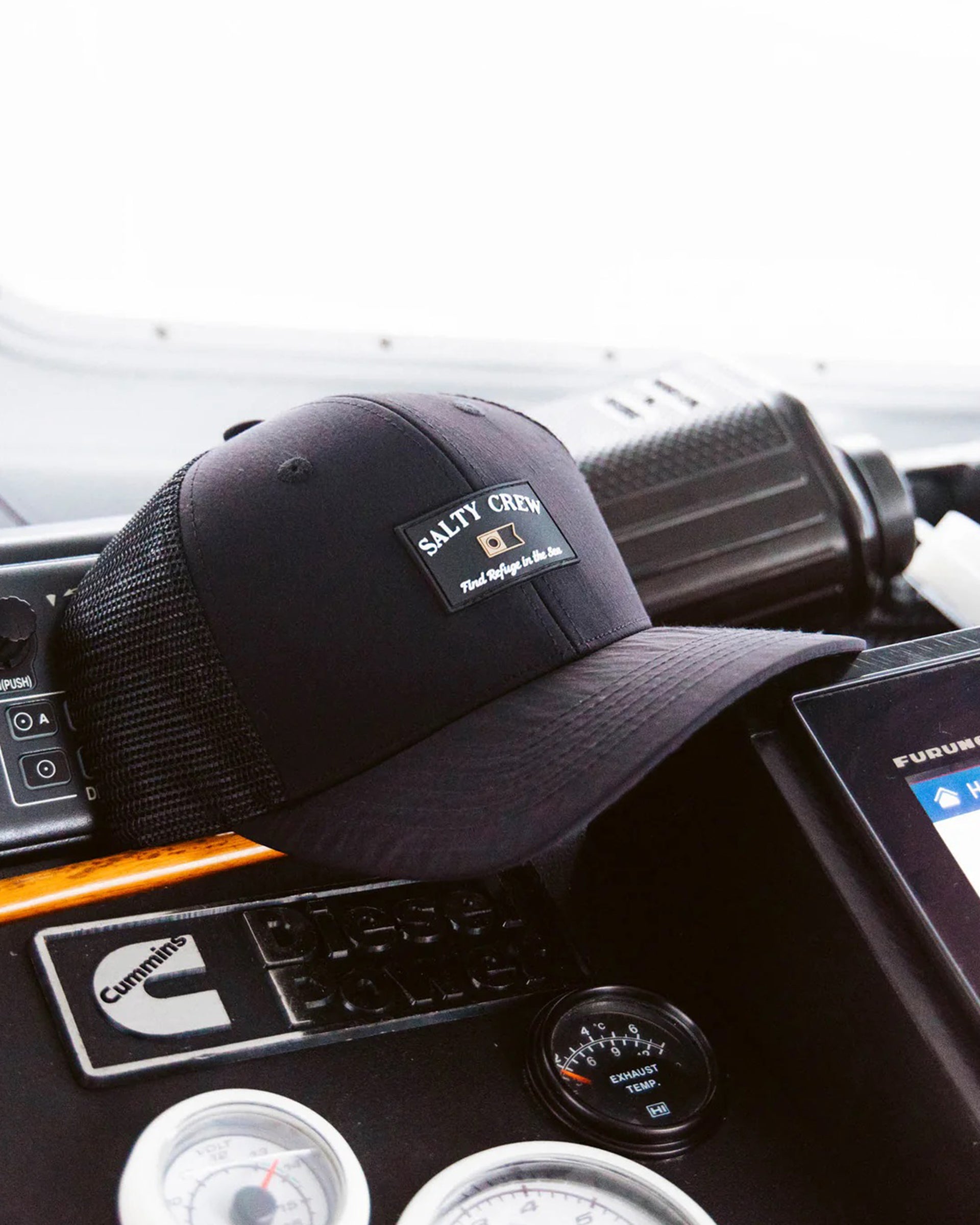 Salty Crew Steadfast Retro Trucker Hat - Black