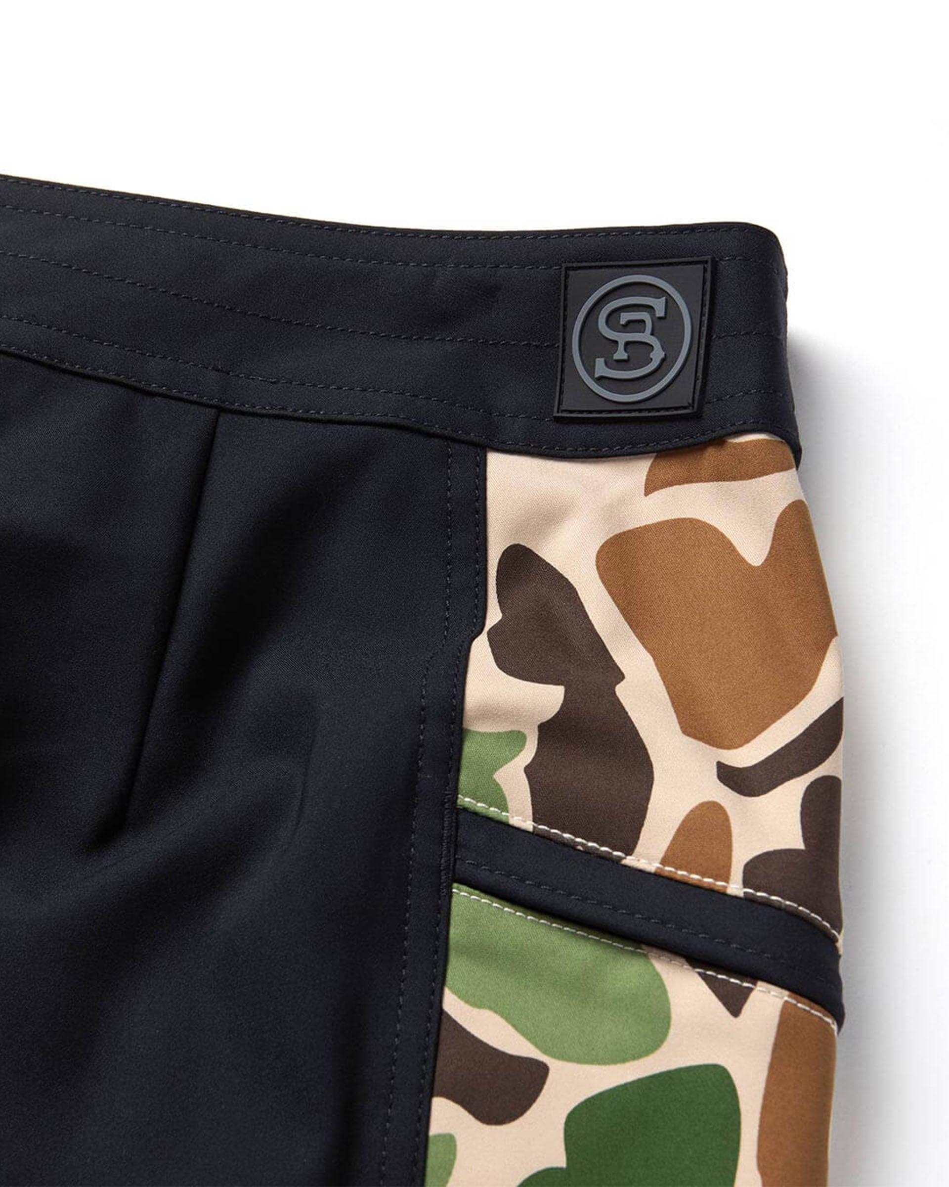 Seager Co. Capo Panel Boardshort - Duck Camo