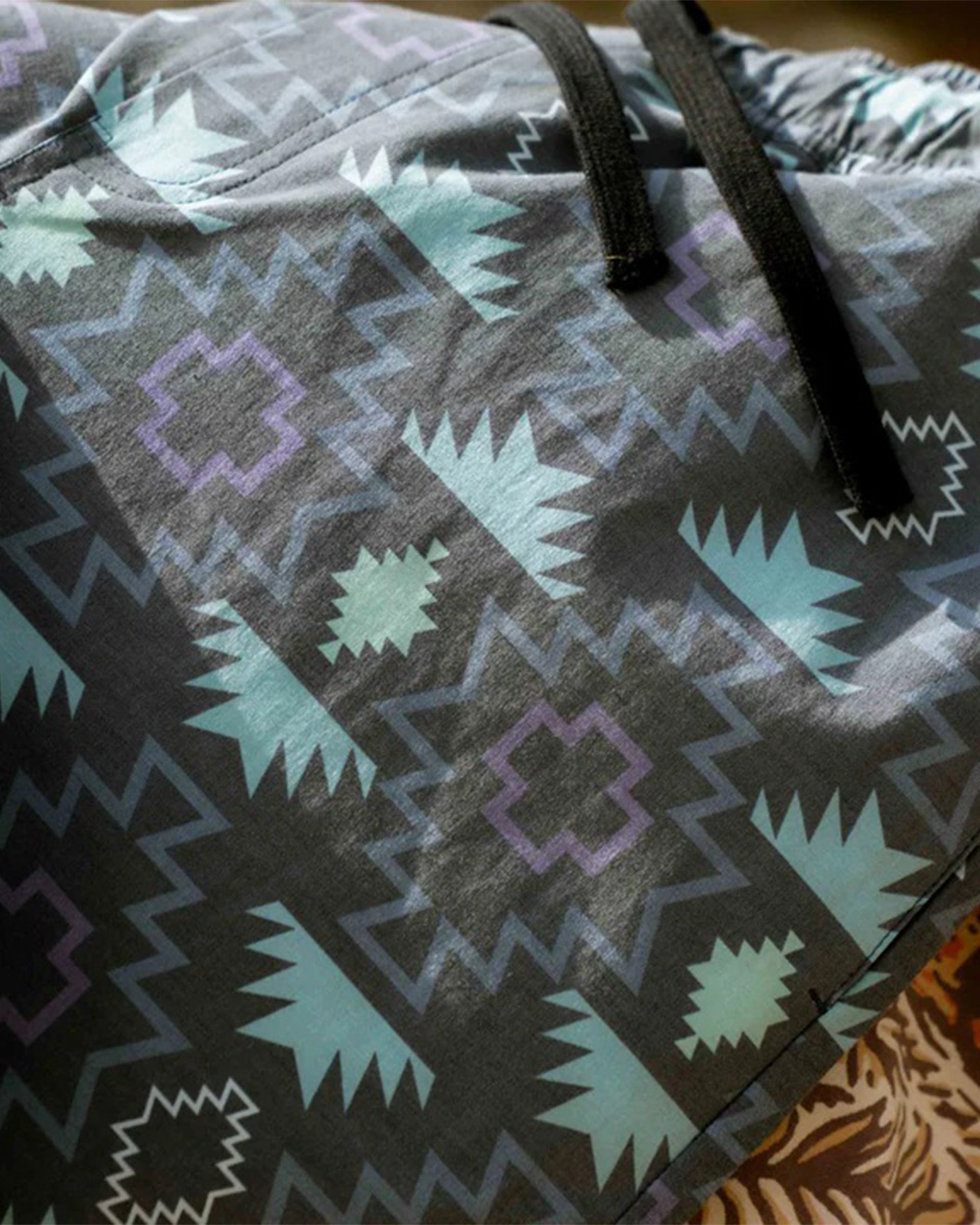 Sendero Provisions Co. The Barton Elastic Boardshort - Chevron Dark
