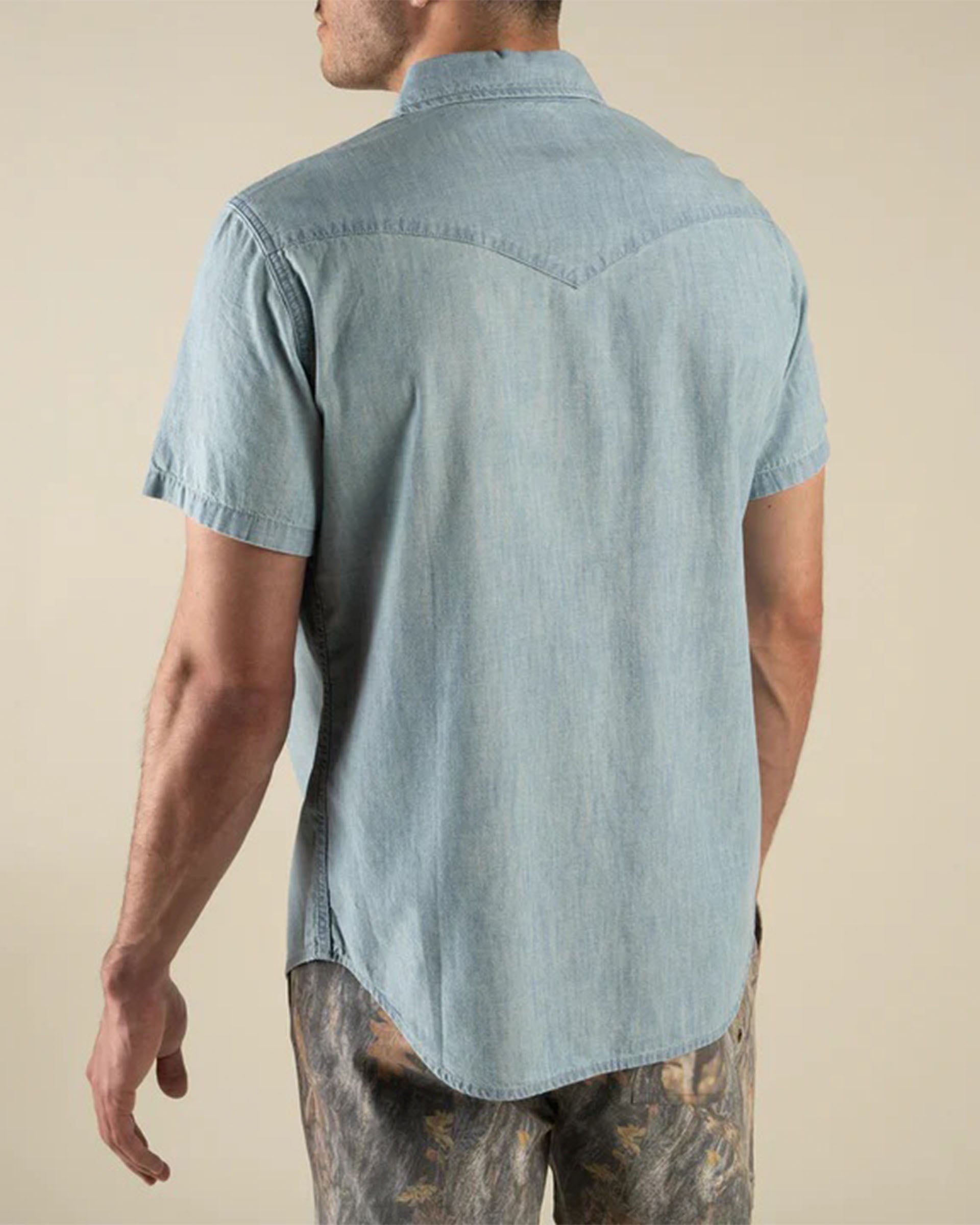 Sendero Provisions Co. The Wyatt Pearl Snap Short Sleeve Solid Shirt - Washed Indigo Chambray