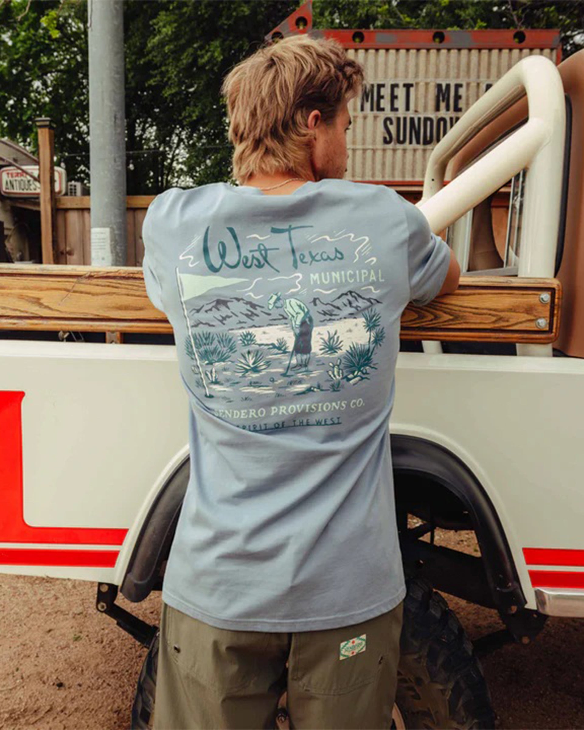 Sendero Provisions Co. West Texas Municipal Short Sleeve T-Shirt - Citadel