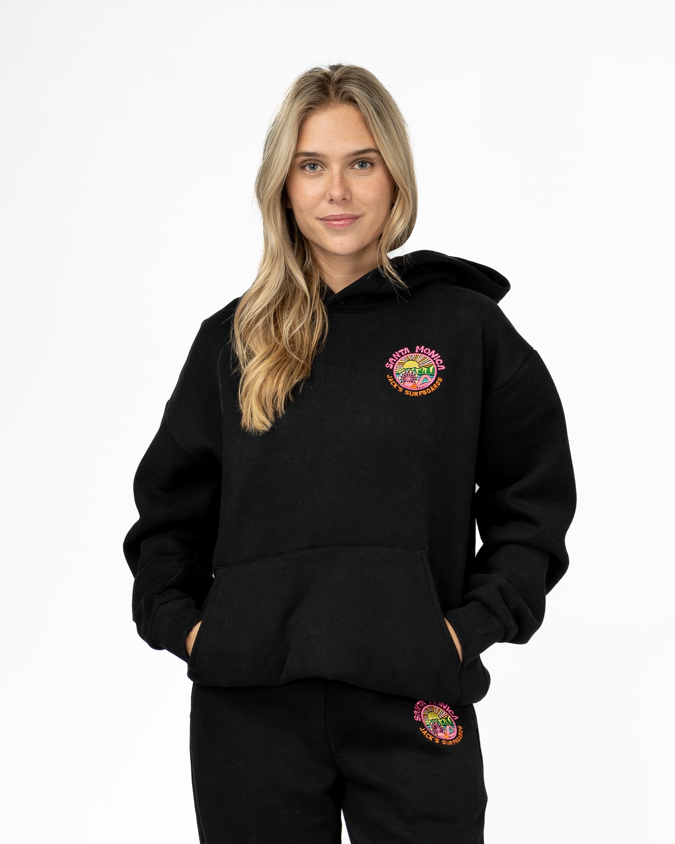 SM Pier Pullover Hoodie - Black