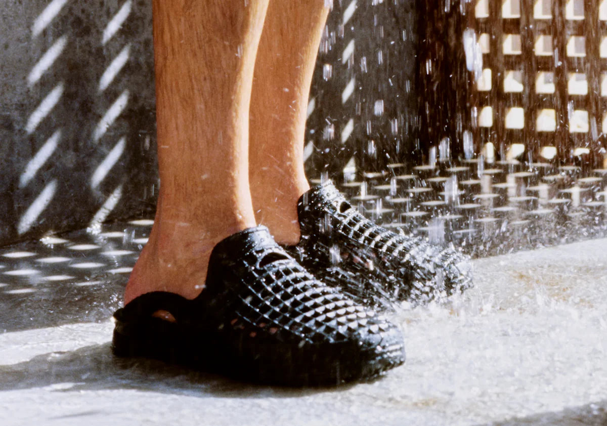 Lusso Cloud Scenario Slide - Jet Black