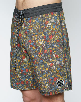 18" Swami Boardshorts - Black