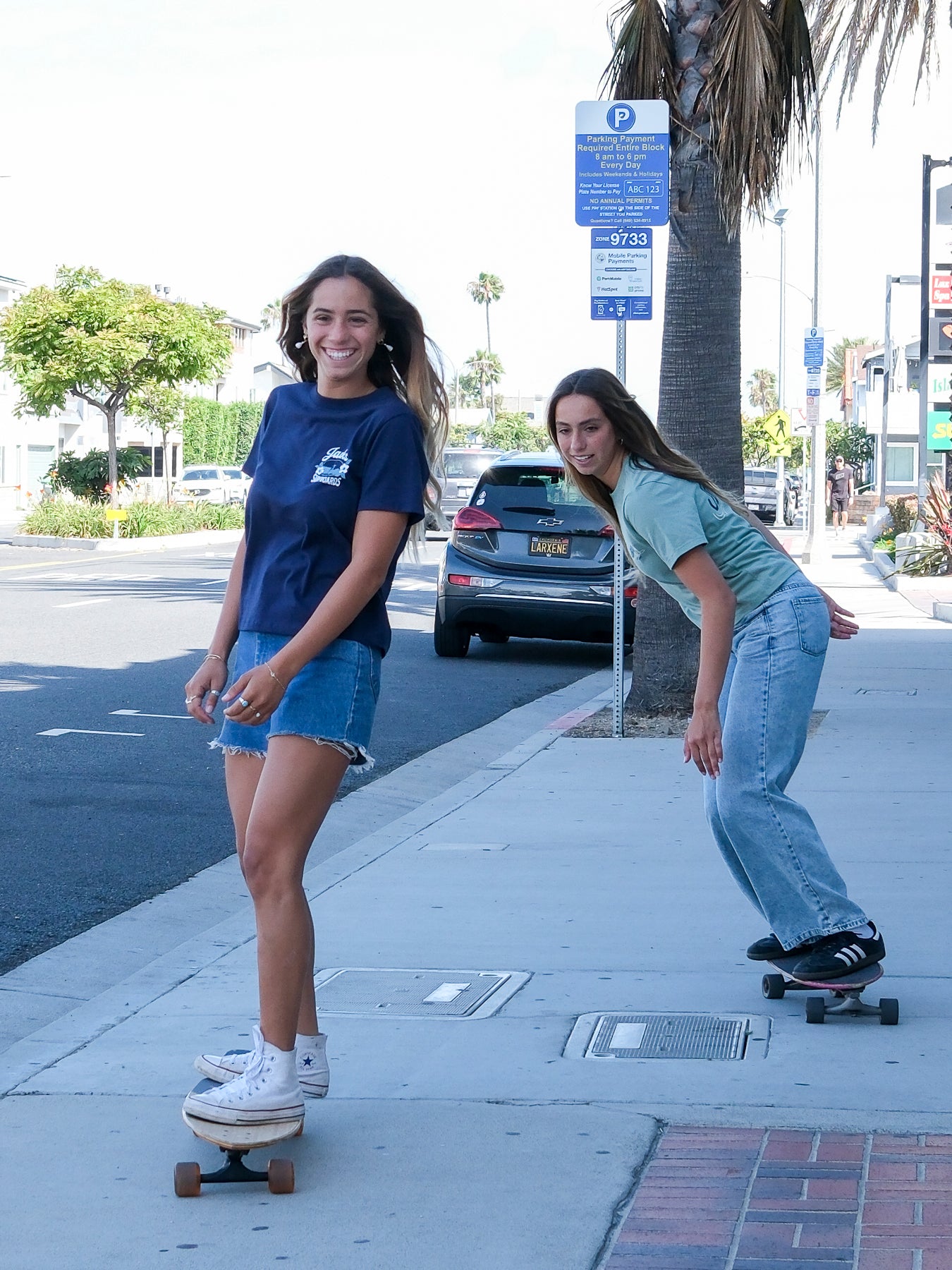 Jack's Surfboards Women's Tip Toe HW S/S Tee - Navy
