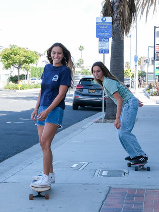 Jack's Surfboards Women's Tip Toe HW S/S Tee - Navy