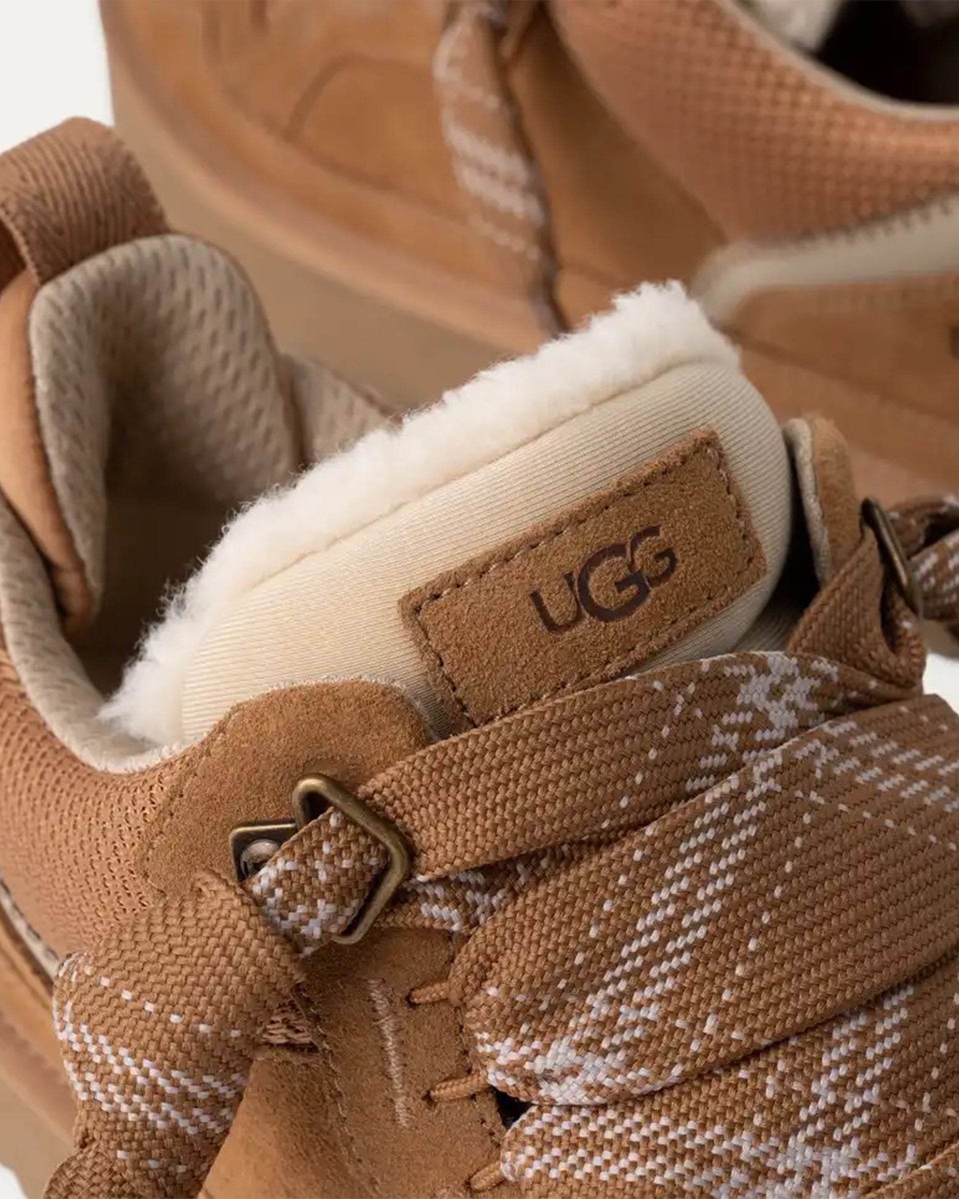 UGG Women's Lowmel Sneaker - Chestnut