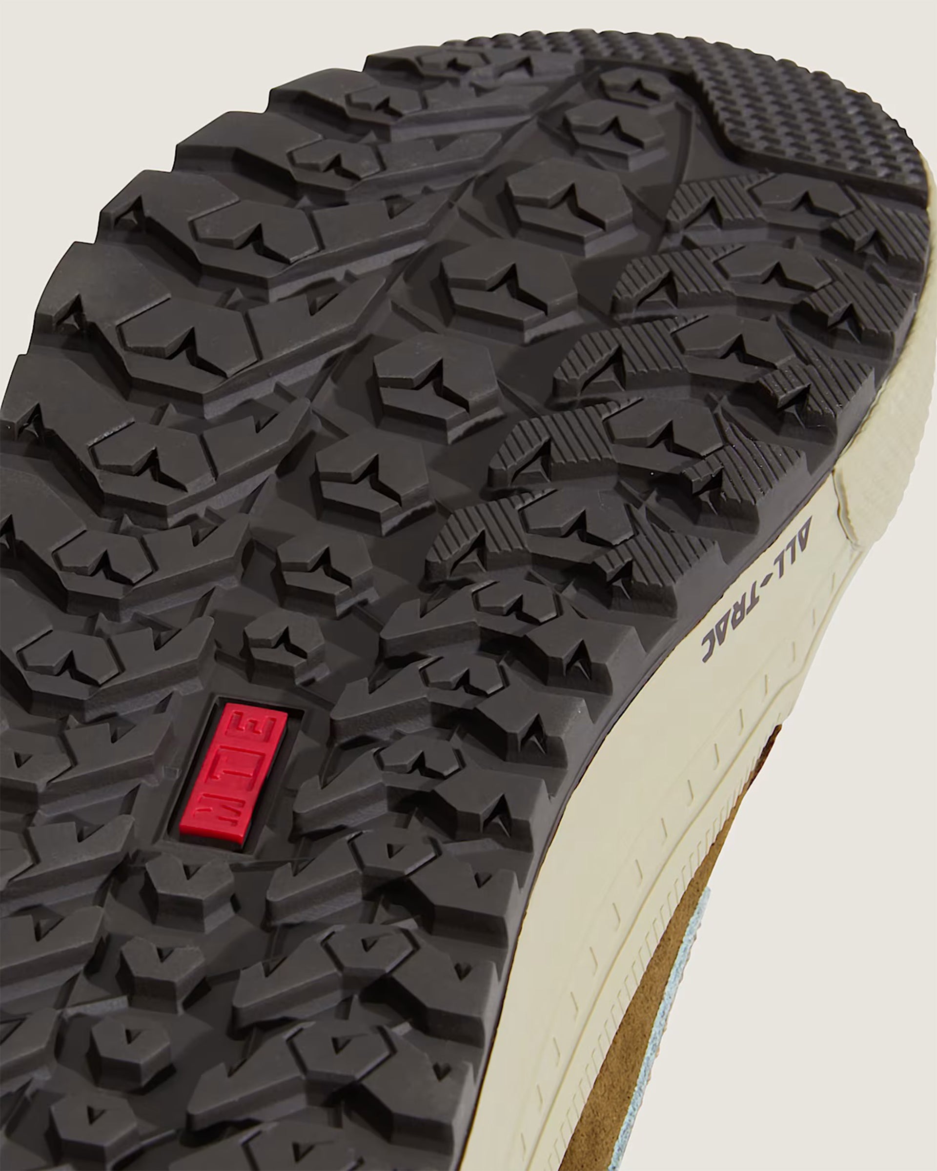 Sk8-Hi Waterproof Insulated Shoe - Brown/Pink – Jack's Surfboards