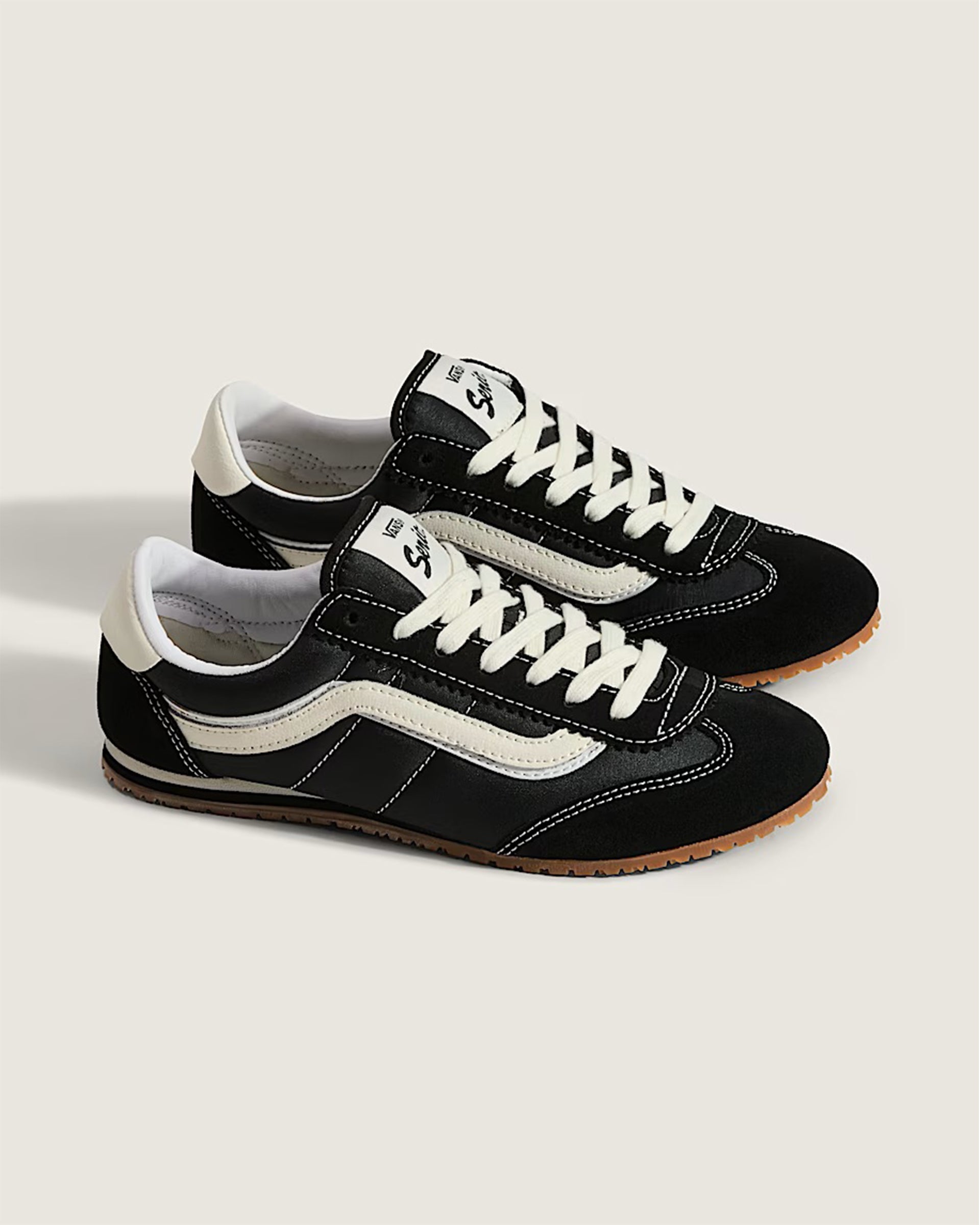 Vans Women's Super Lowpro Shoe - Black