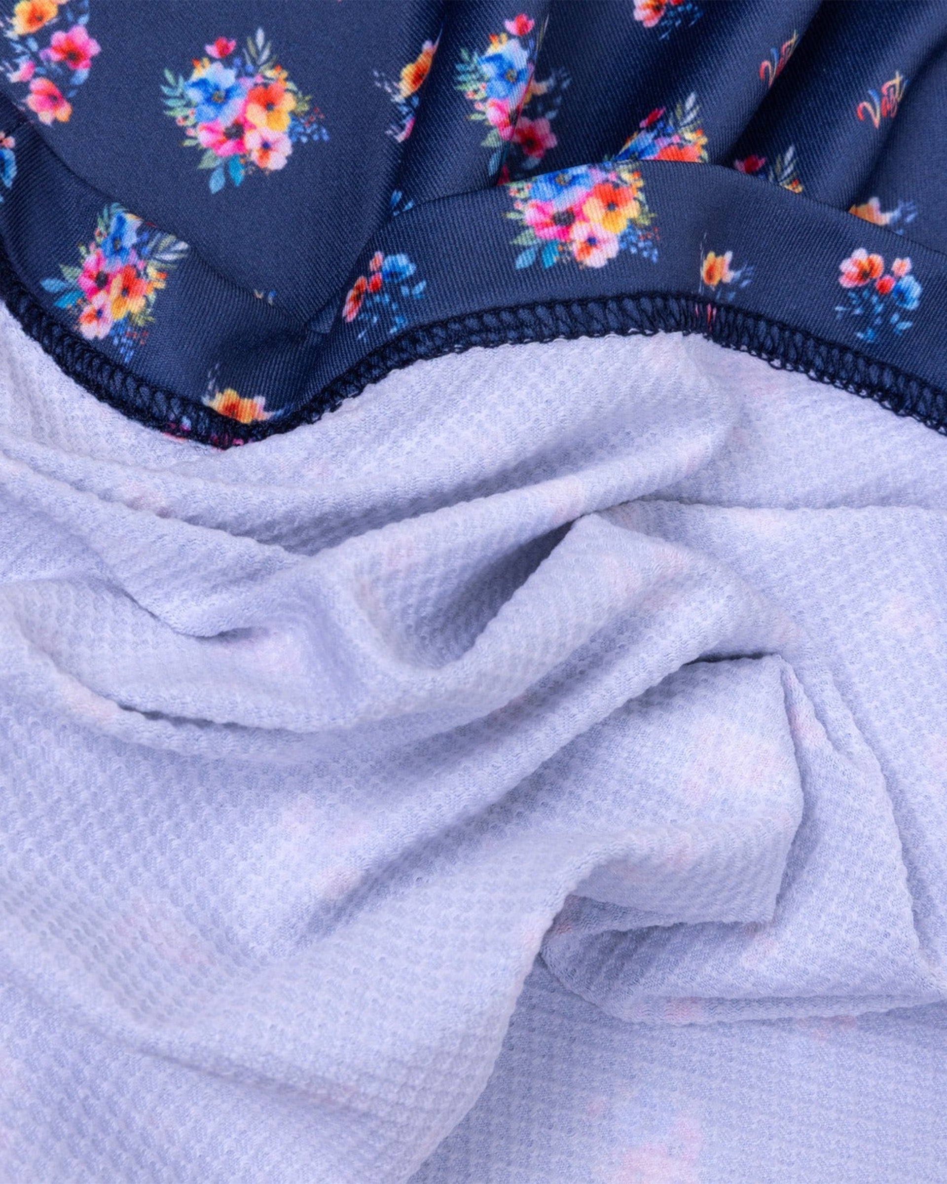 Vast. Men's Aqua Terra Multi Floral Tech Button Up - Navy Multi