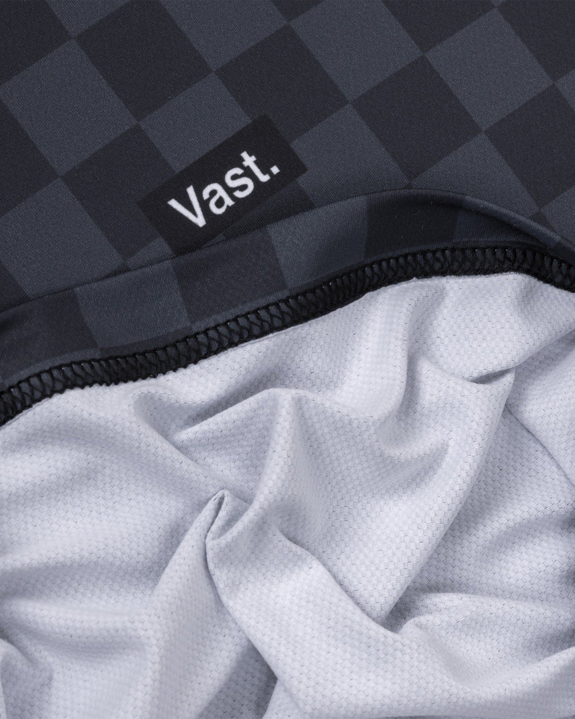 Vast. Men's Aqua Terra Lite Check Check Tech Daily Hoodie - Black