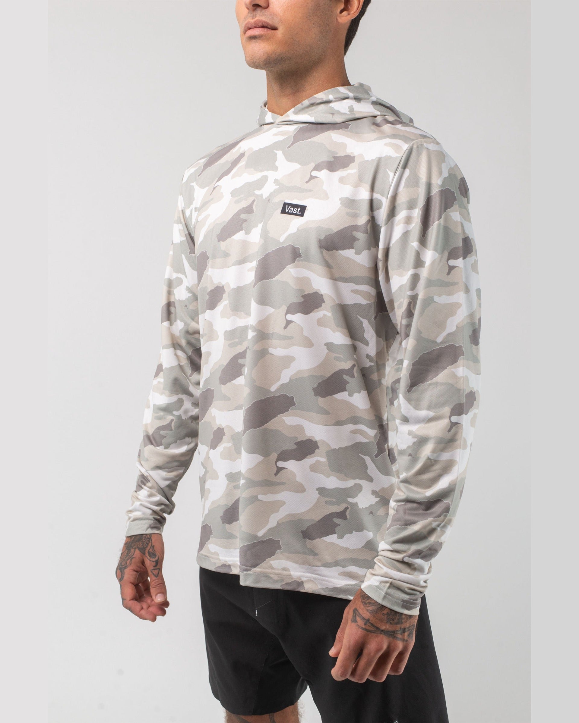 Vast. Men's Aqua Terra Lite Camo Tech Daily Hoodie - Tan