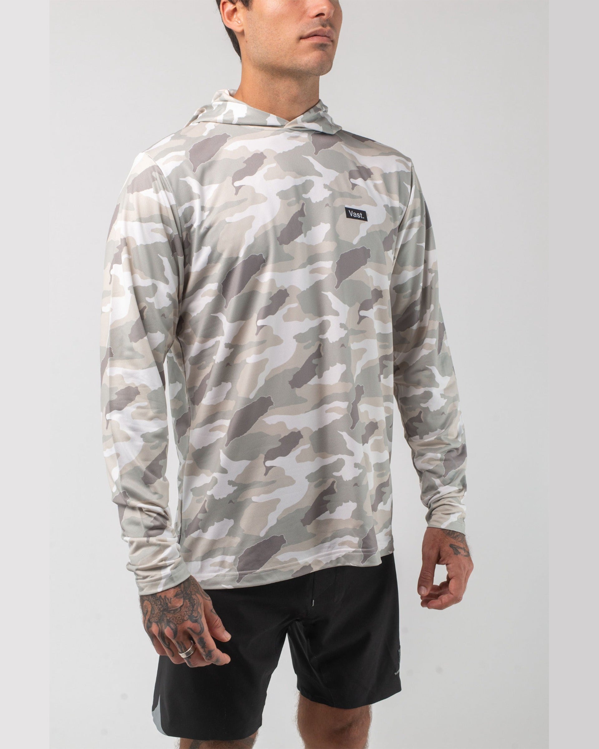 Vast. Men's Aqua Terra Lite Camo Tech Daily Hoodie - Tan
