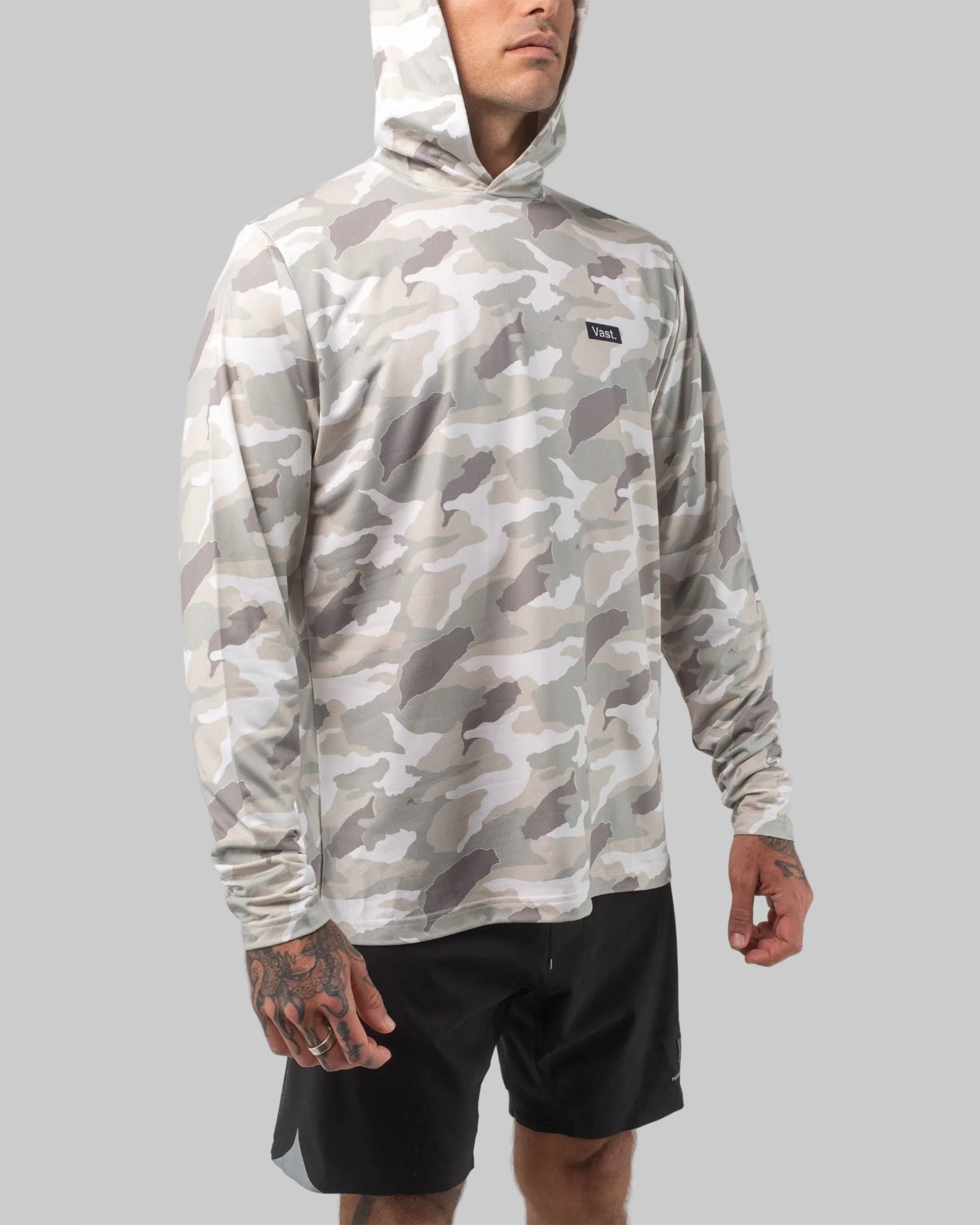 Vast. Men's Aqua Terra Lite Camo Tech Daily Hoodie - Tan