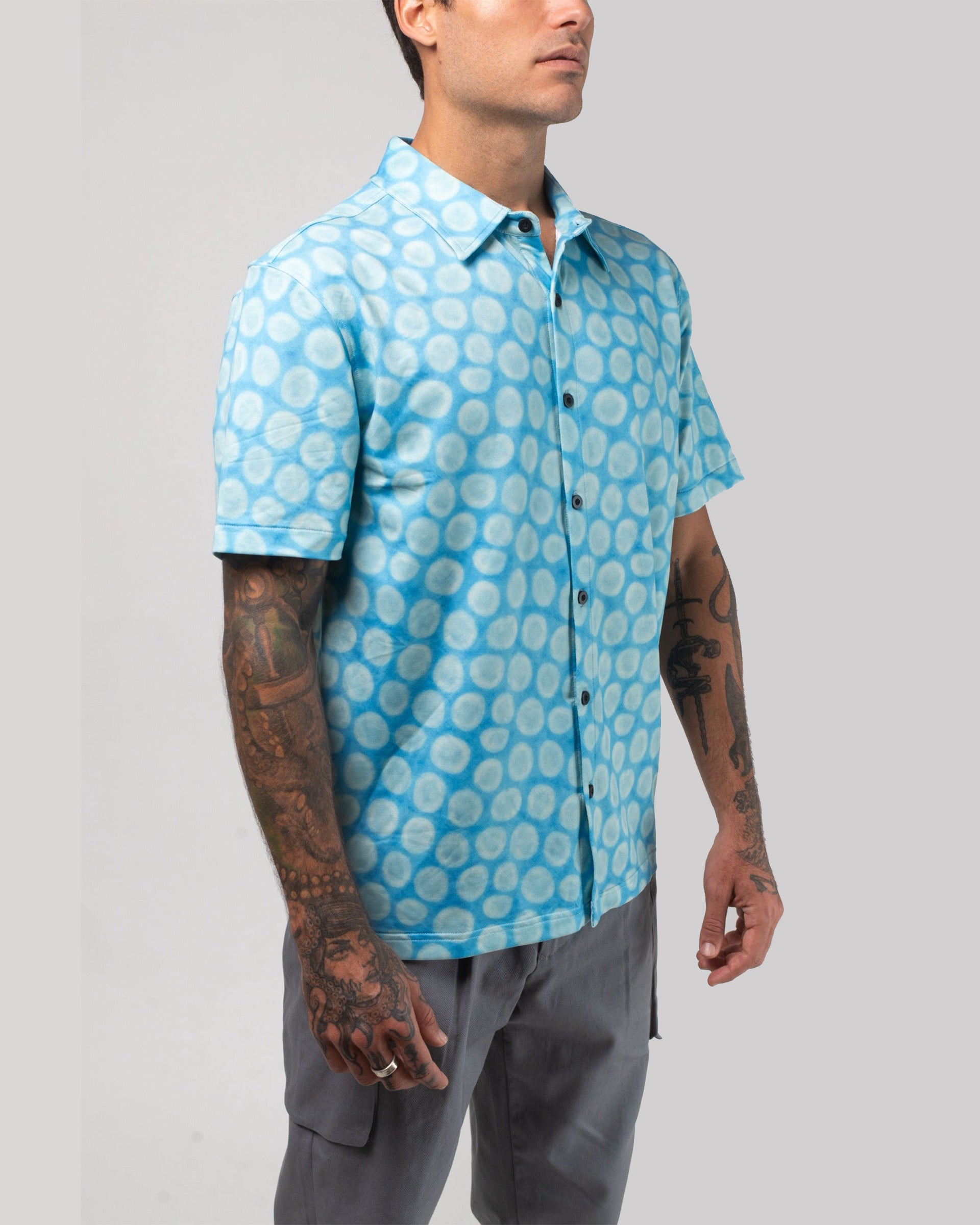 Aqua Terra Mid Century Modern Tech Button Up Shirt - Green Multi