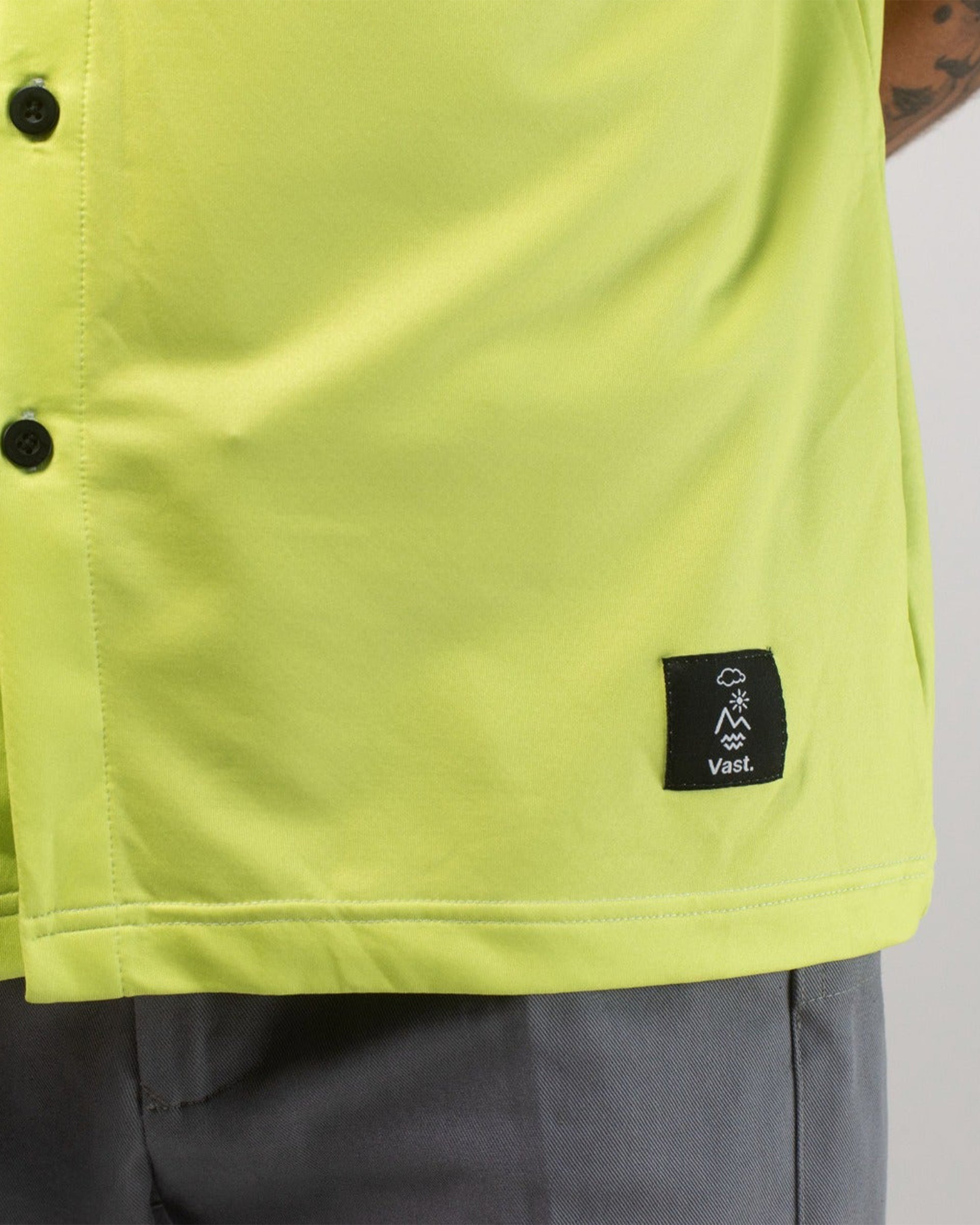 Vast. Men's Aqua Terra Tech Button Up Shirt - Lime