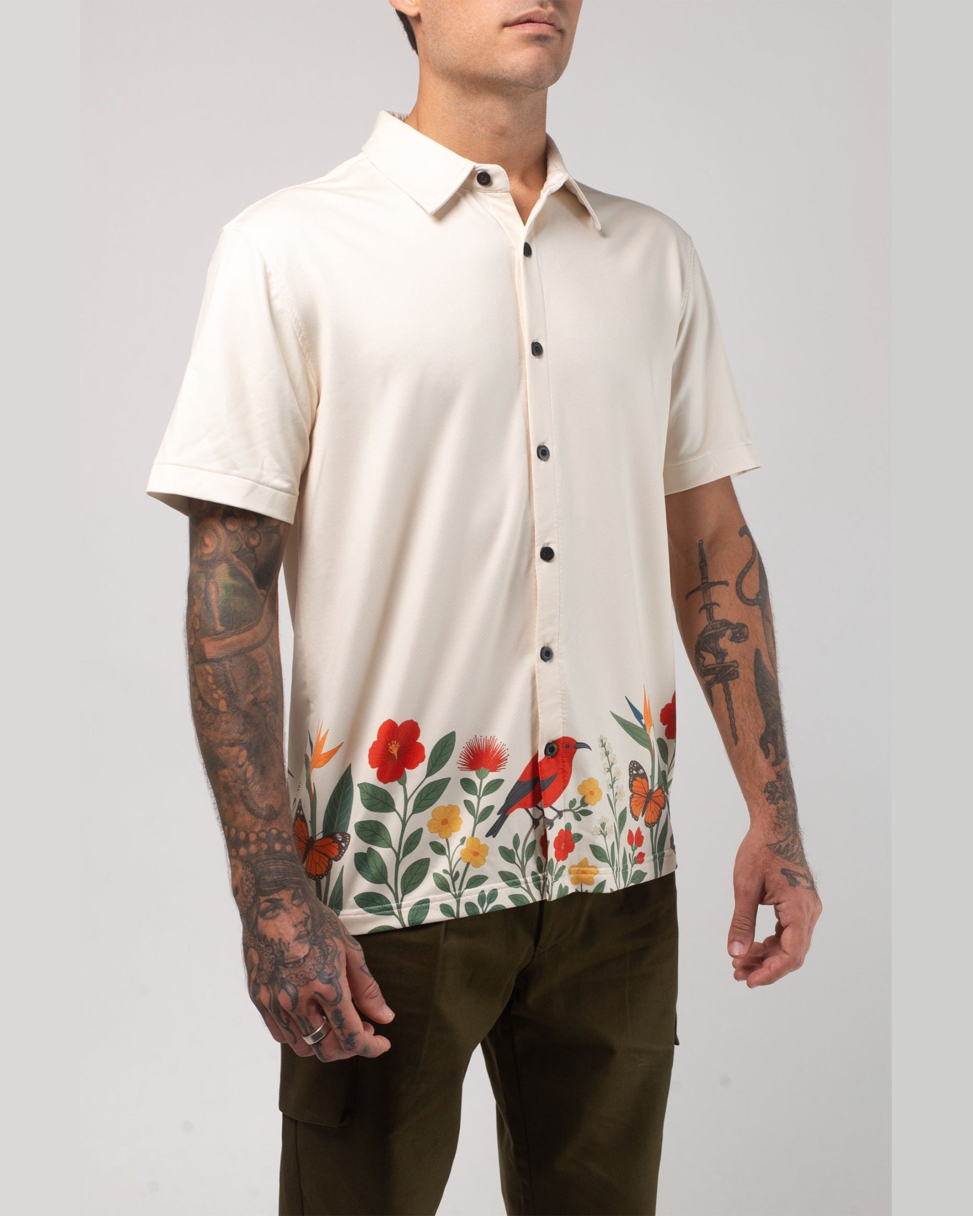 Vast. Men's Aqua Terra Floral Fauna and Forest Tech Button Up Shirt - Sand Multi