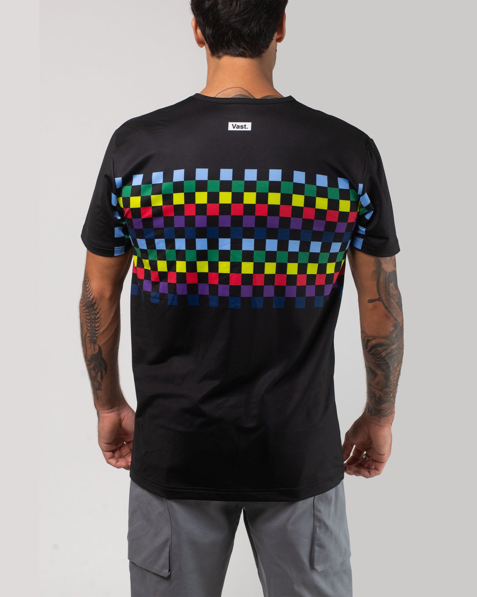 Vast. Men's Aqua Terra Colors Tech Short Sleeve T-Shirt - Black