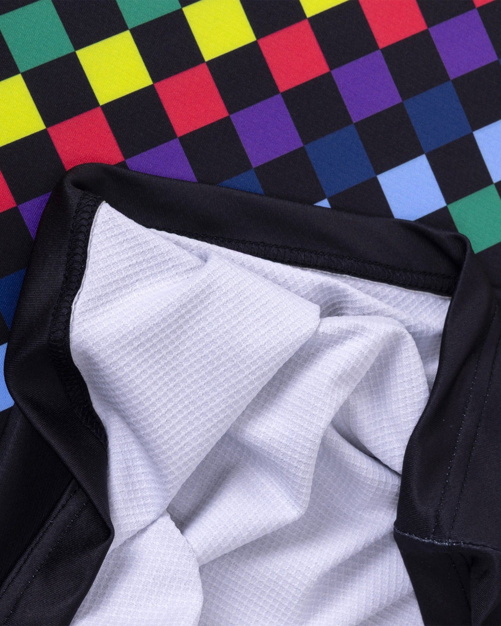 Vast. Men's Aqua Terra Colors Tech Short Sleeve T-Shirt - Black