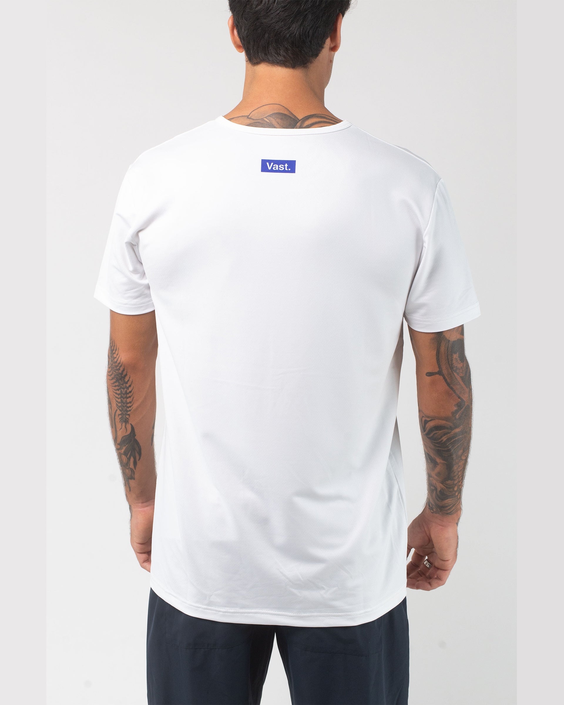 Vast. Men's Aqua Terra Formosa Bear Tech Short Sleeve T-Shirt - White