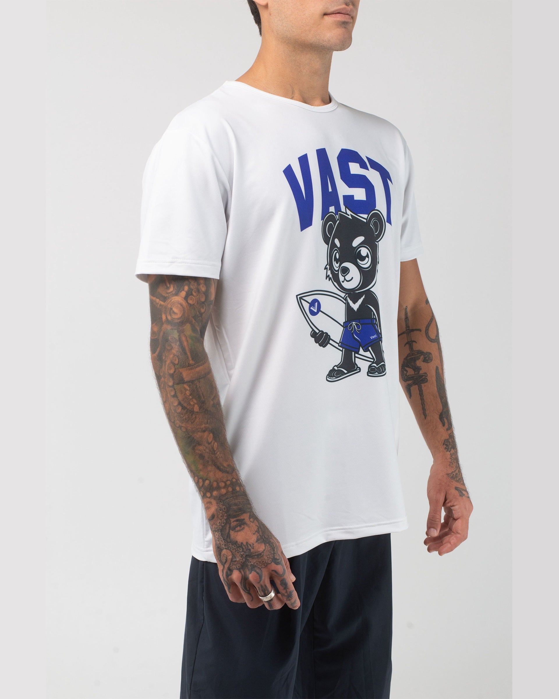 Vast. Men's Aqua Terra Formosa Bear Tech Short Sleeve T-Shirt - White