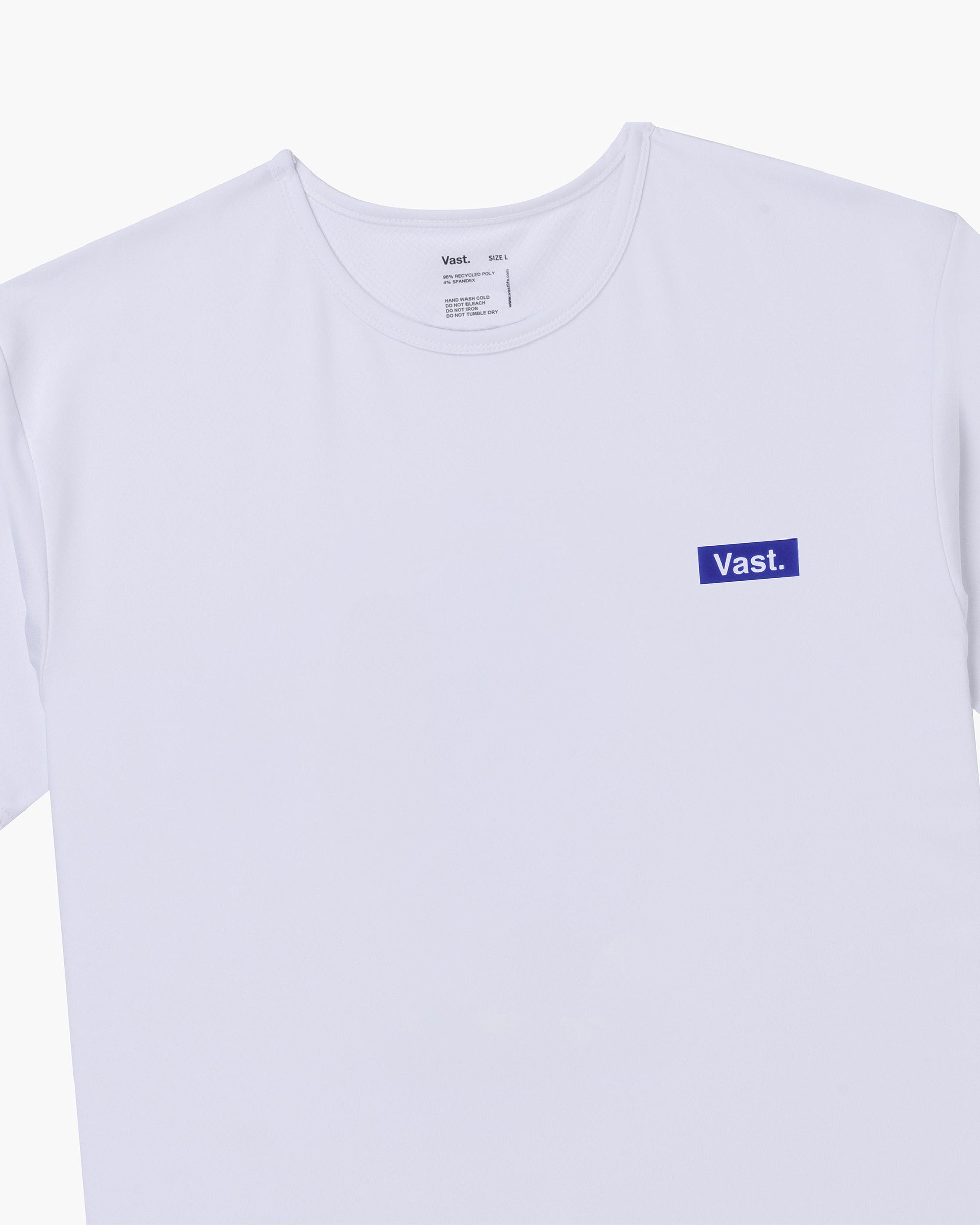 Vast. Men's Aqua Terra Formosa Bear Tech Short Sleeve T-Shirt - White