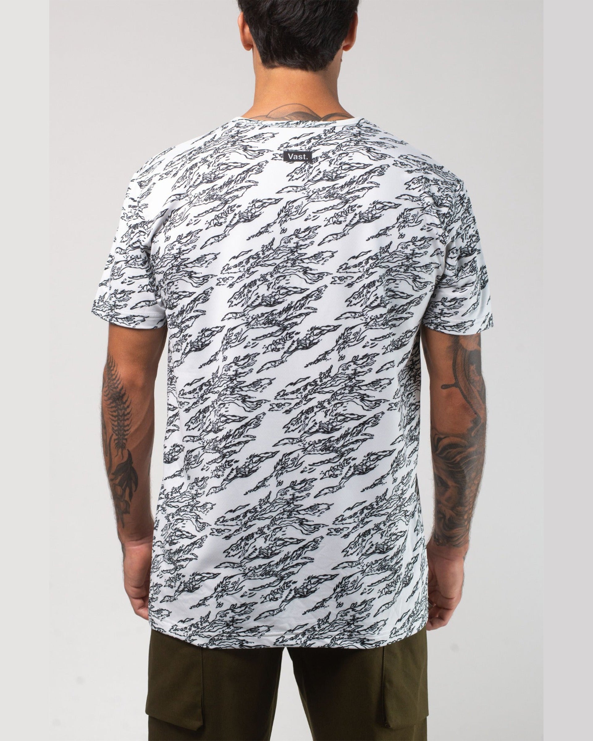 Vast. Men's Aqua Terra Shadow Camo Tech Short Sleeve T-Shirt - White
