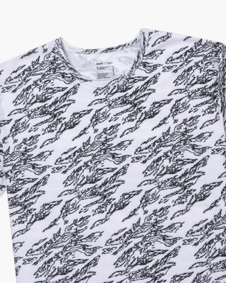Vast. Men's Aqua Terra Shadow Camo Tech Short Sleeve T-Shirt - White