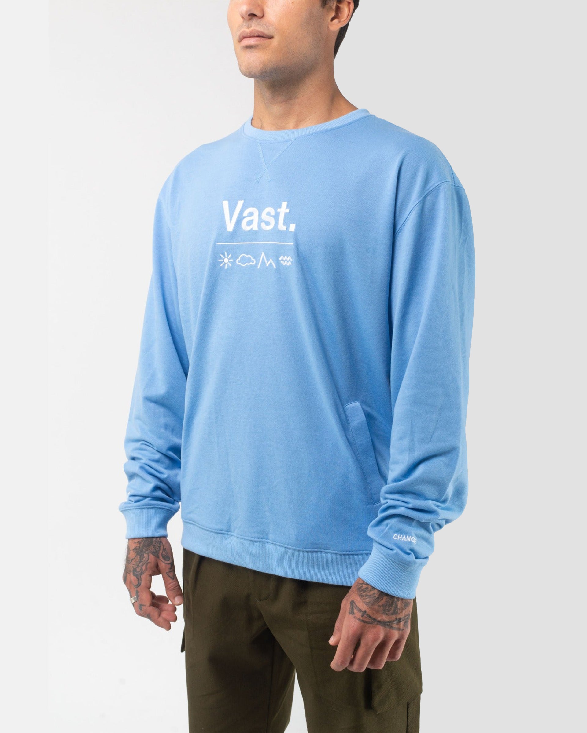 Vast. Men's Elements Lightweight Pullover - Soft Blue