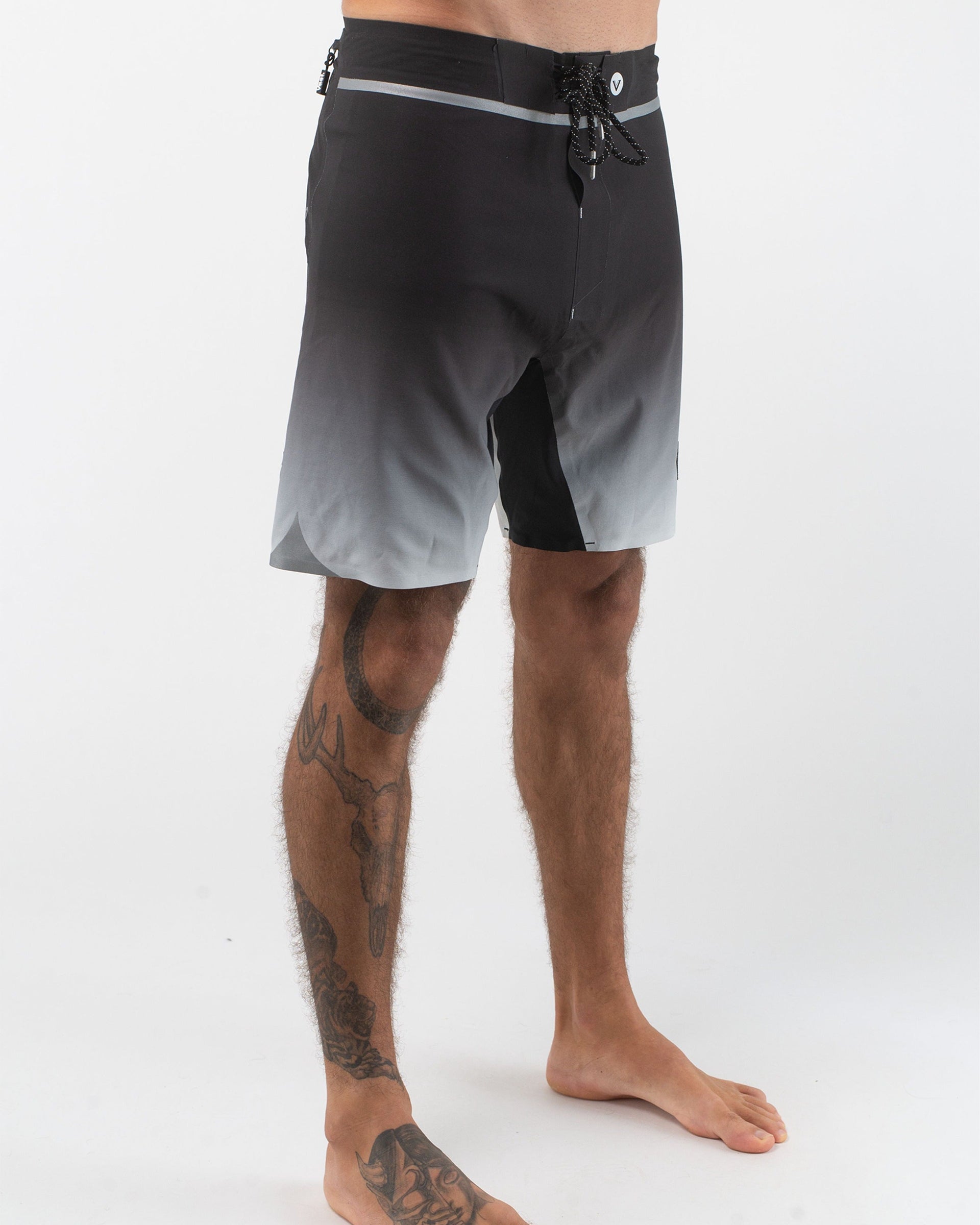 Vast. Men's Fade to Dark Titanium Boardshort - Black/White