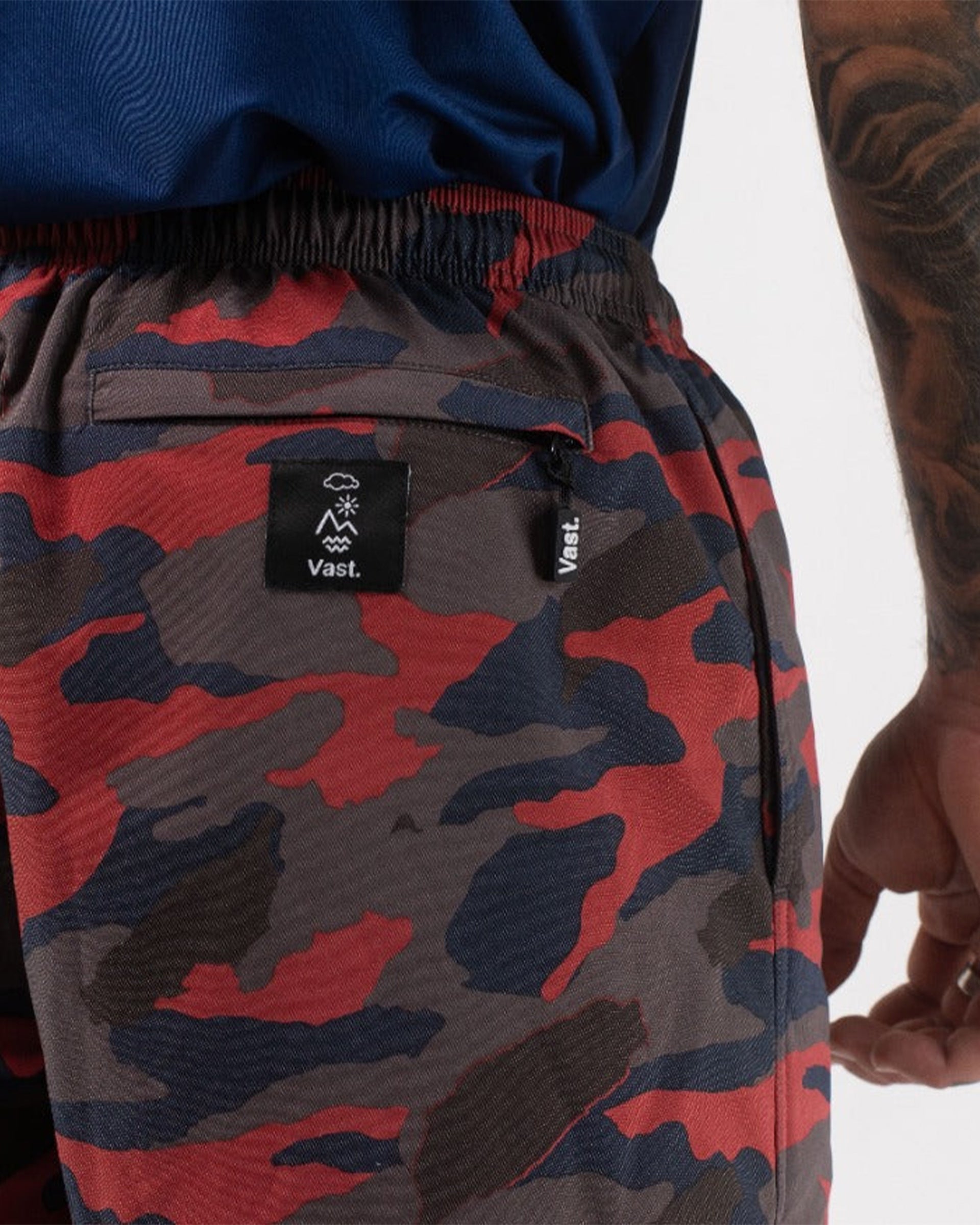 Vast Men's Floral Blend Volley Short - Camo