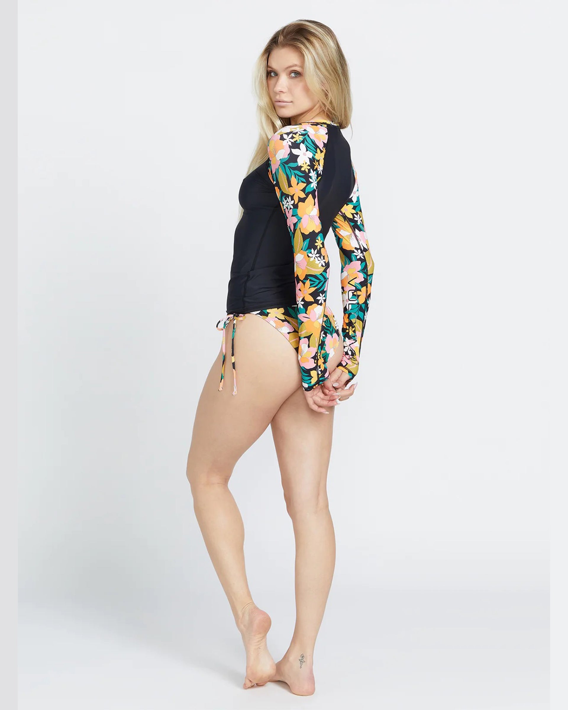 Volcom Women's Had Me At Aloha L/S UPF 50 Rashguard