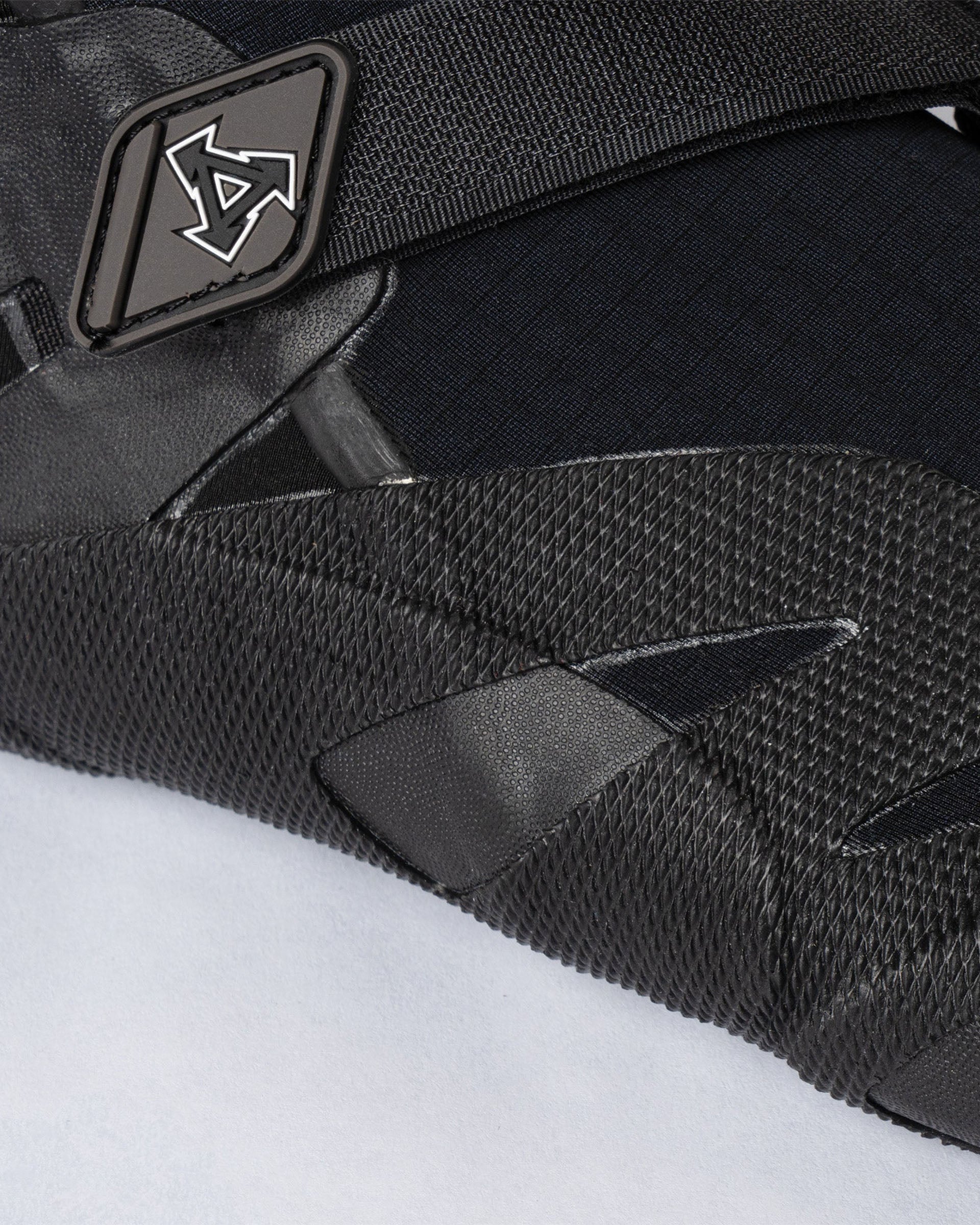 Xcel Men's Drylock Round Toe Boot 7mm - Black